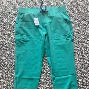 Figs- Surgical Green Jogger size XL